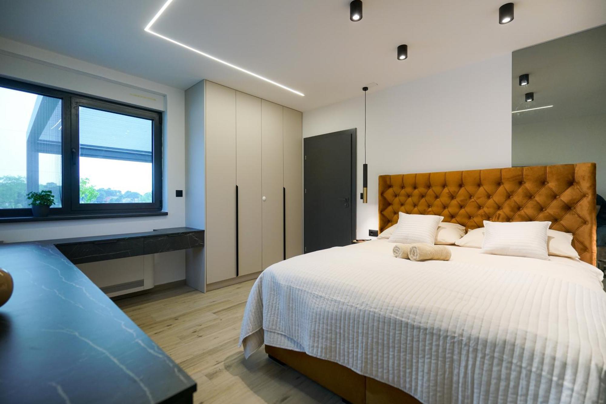 Luxury Apartments Vista เพทรอซาเน ภายนอก รูปภาพ